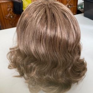 Nwot, beautiful ladies wig.